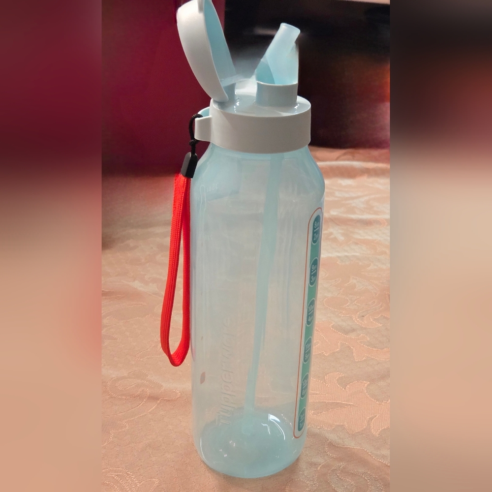 Tupperware ECO Aqua Vibe Water Bottle NWT 4th OF JULY SALE TODAY